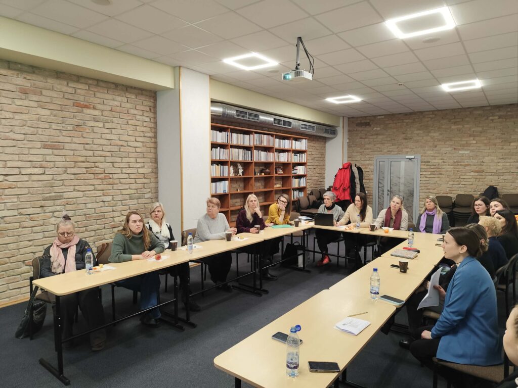 419db817-df4e-49ae-b67a-6c76aa5448f3